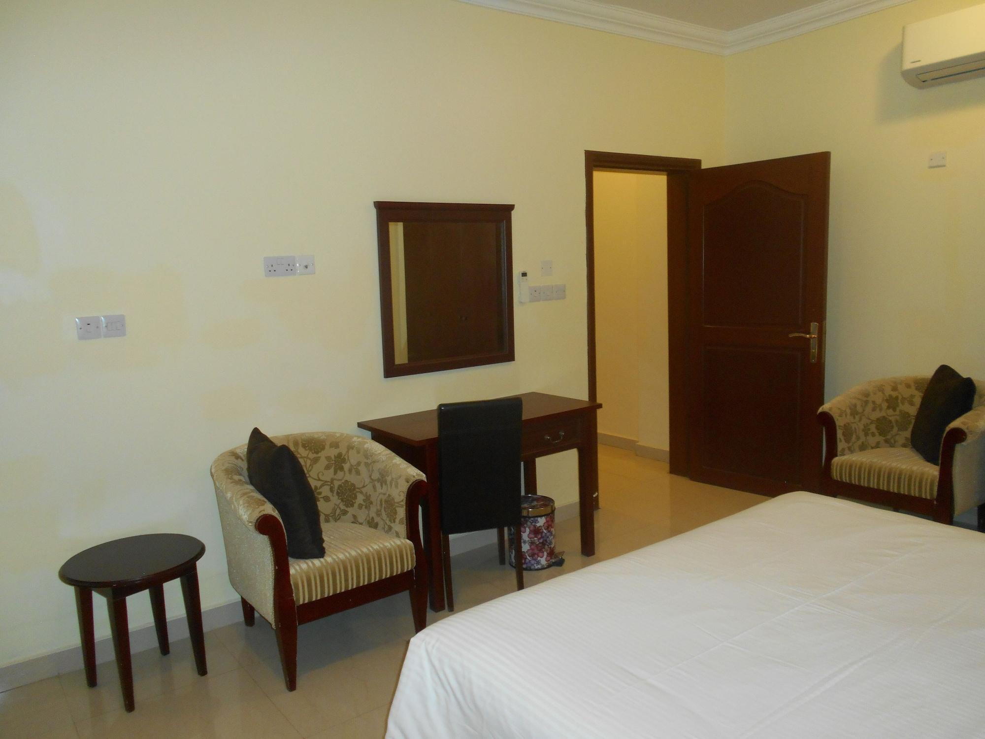 Nizwa Hotel Apartments Екстер'єр фото