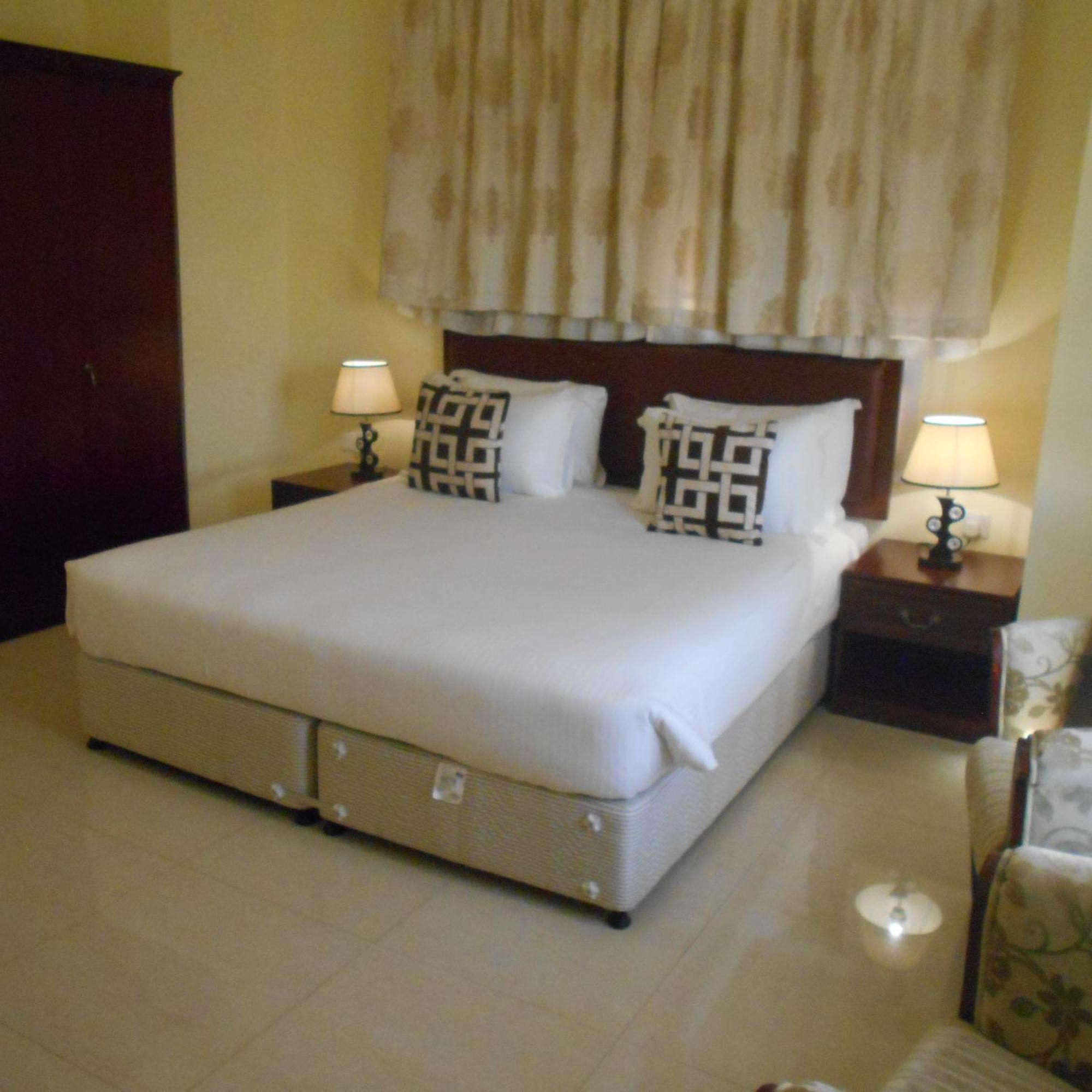 Nizwa Hotel Apartments Екстер'єр фото