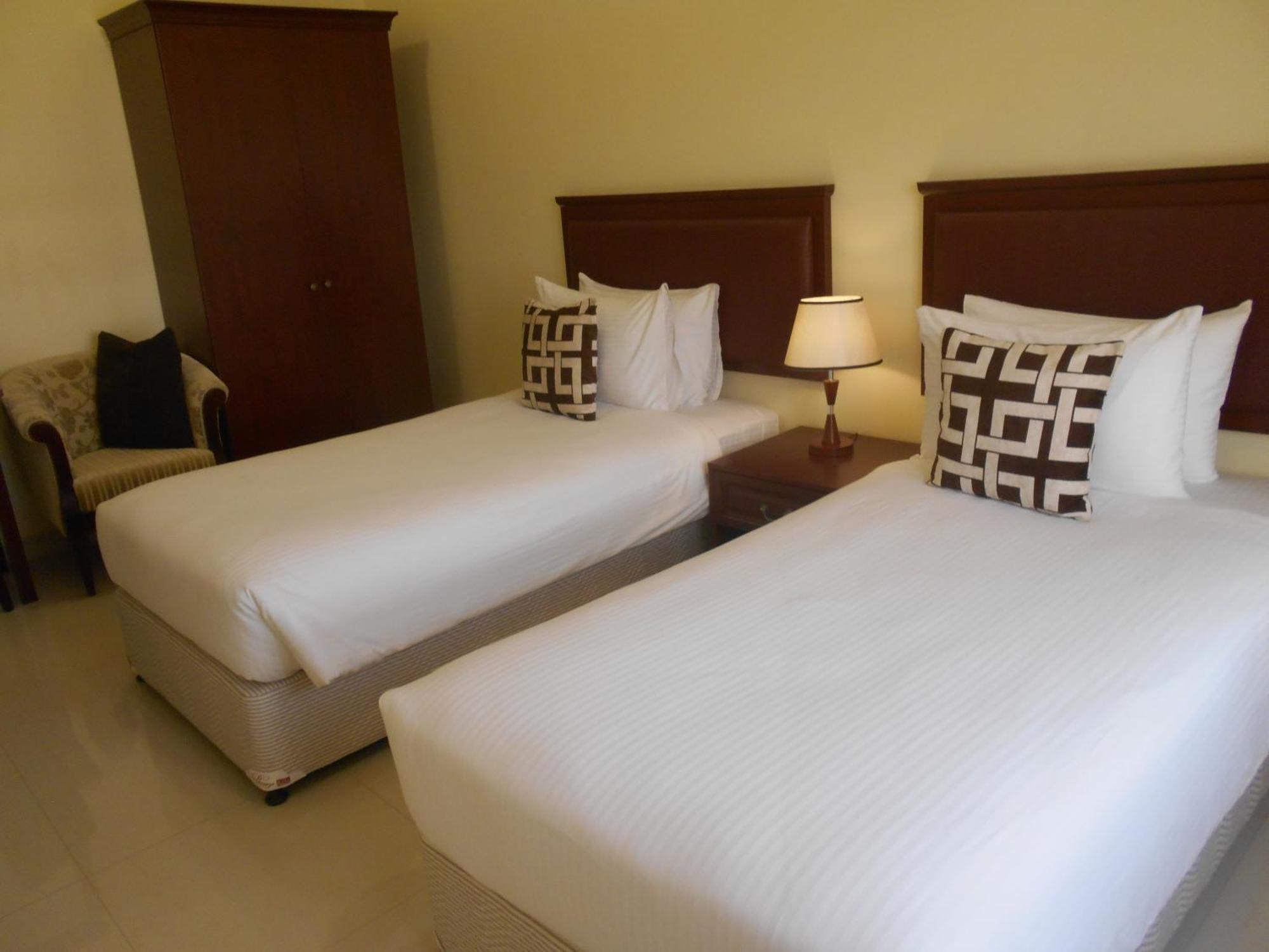 Nizwa Hotel Apartments Екстер'єр фото