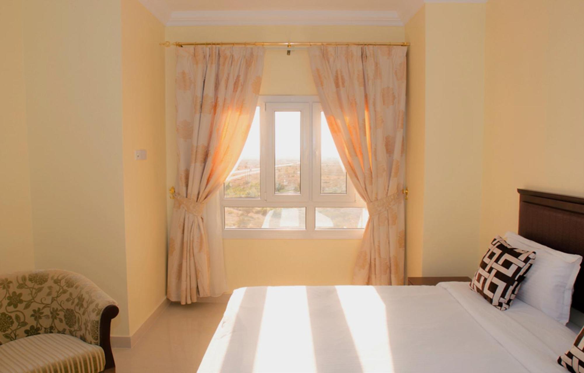 Nizwa Hotel Apartments Екстер'єр фото
