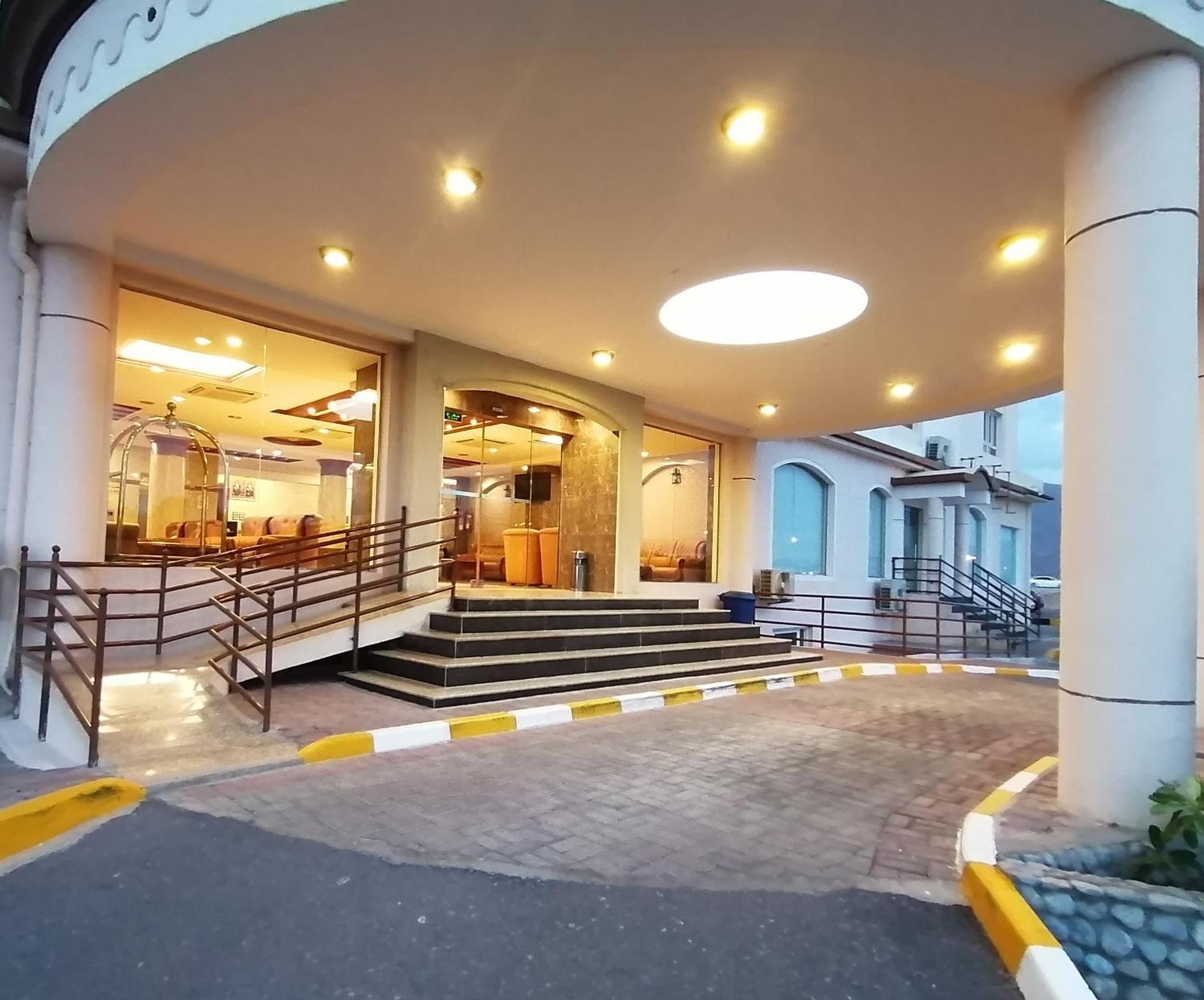 Nizwa Hotel Apartments Екстер'єр фото